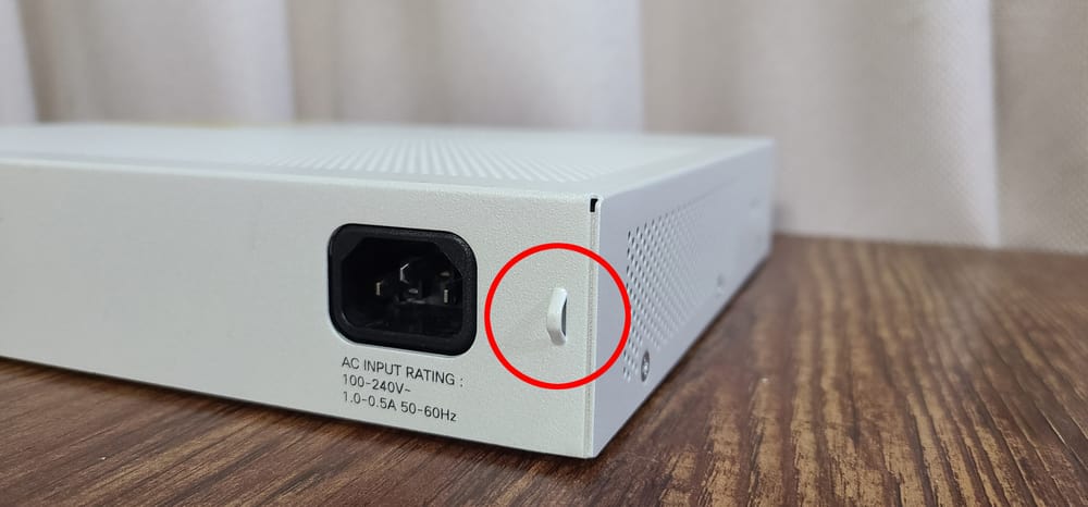 시스코 2960L, 음감용 고음질 허브